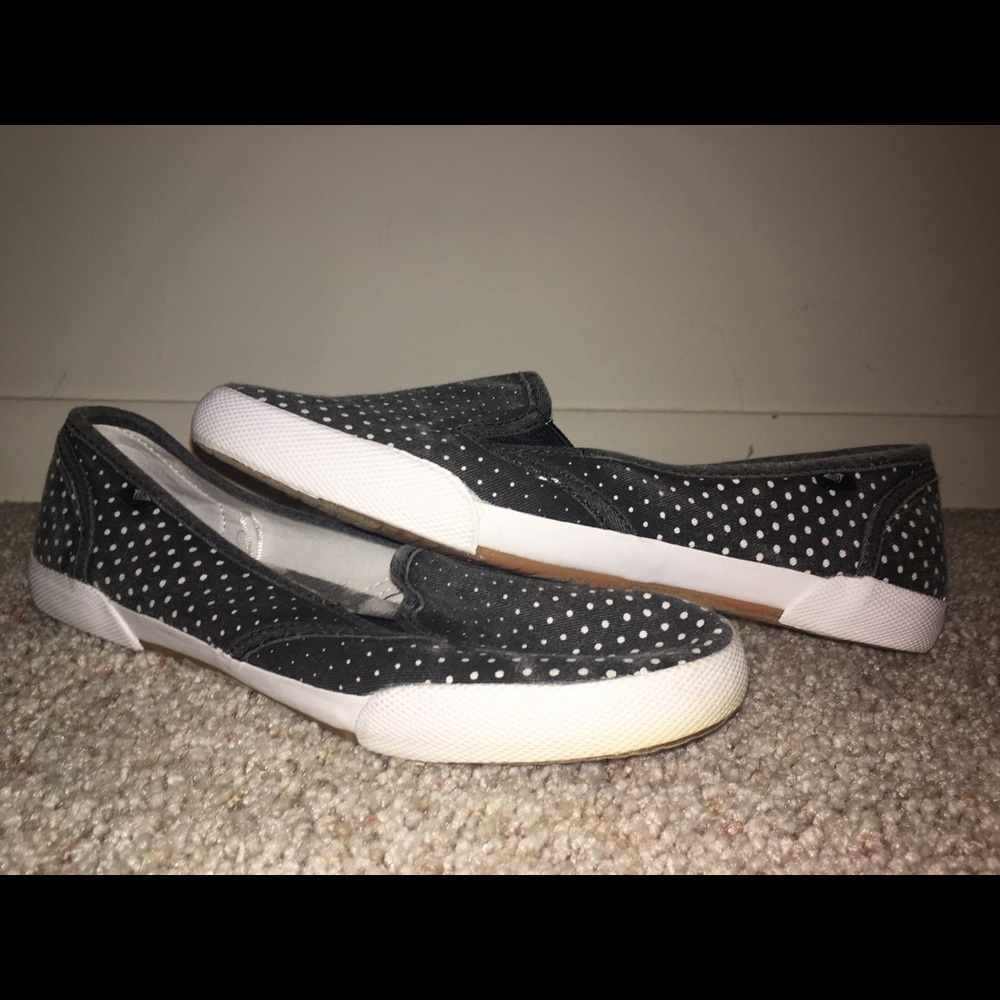 NWT BRAND NEW White Polka Dot slip on shoes!